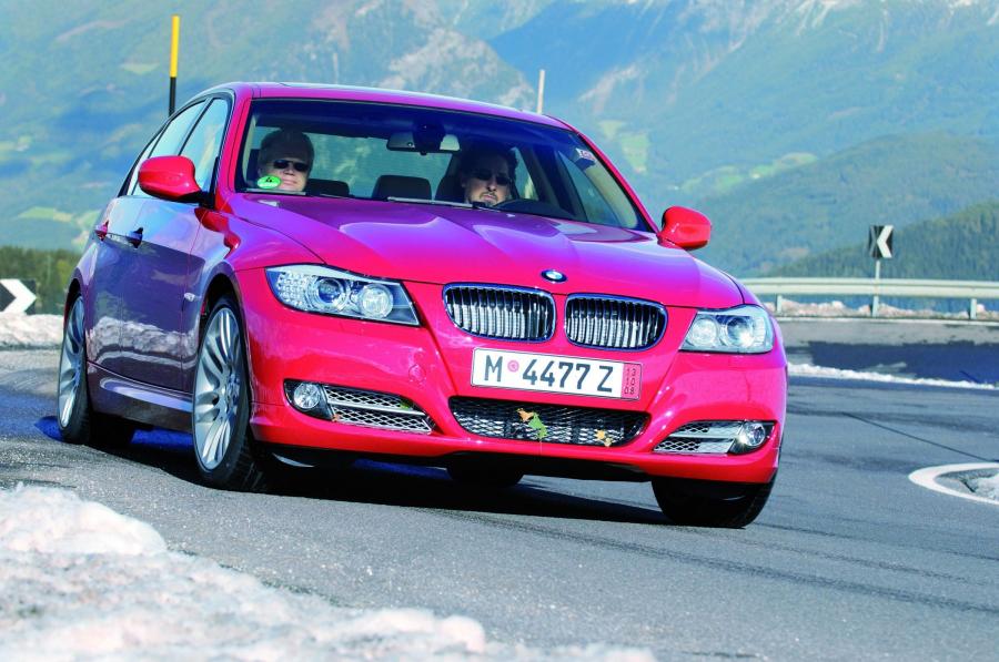  BMW 3-Series 2009 года  (фото 1 из 116)
